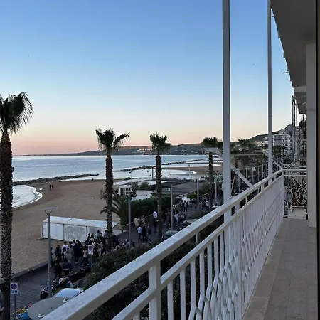 Vista Mare アパート *